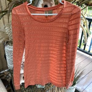 BKE Long sleeve Lace Top M